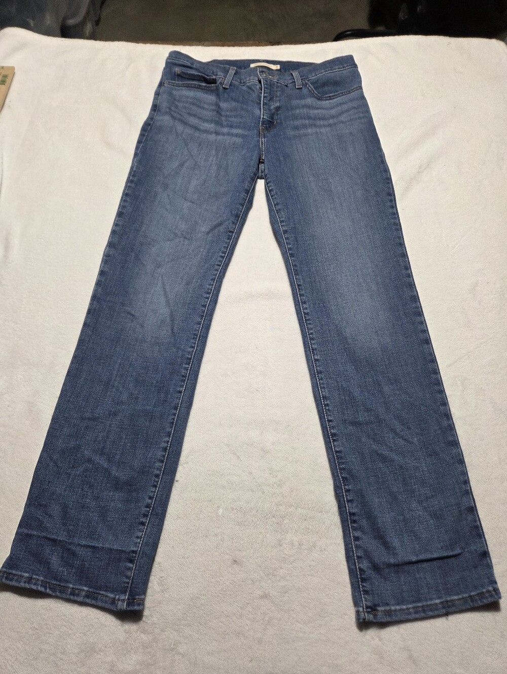 Levi's Women's 314 Shaping 31 Straight Mid-Rise Stretch Denim Jeans 33x31 Blue